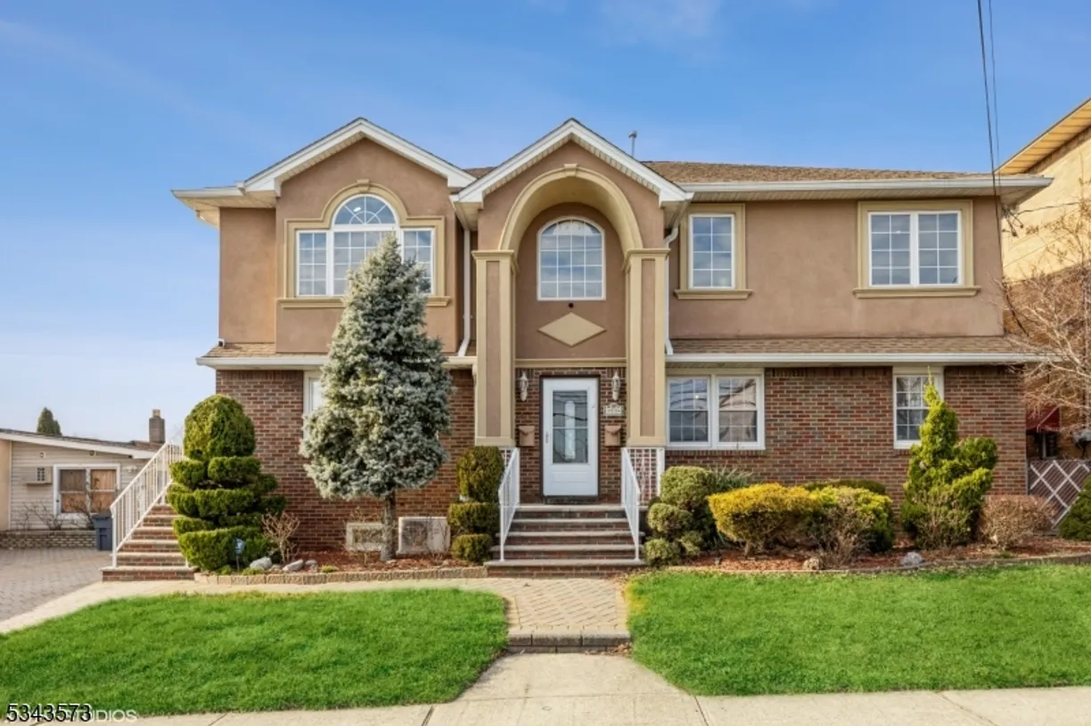 Jersey City/Hoboken Real Estate | View 53 Morrell Pl