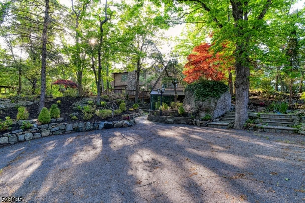 Bergen County Real Estate | View 142 Magee Rd | Listing