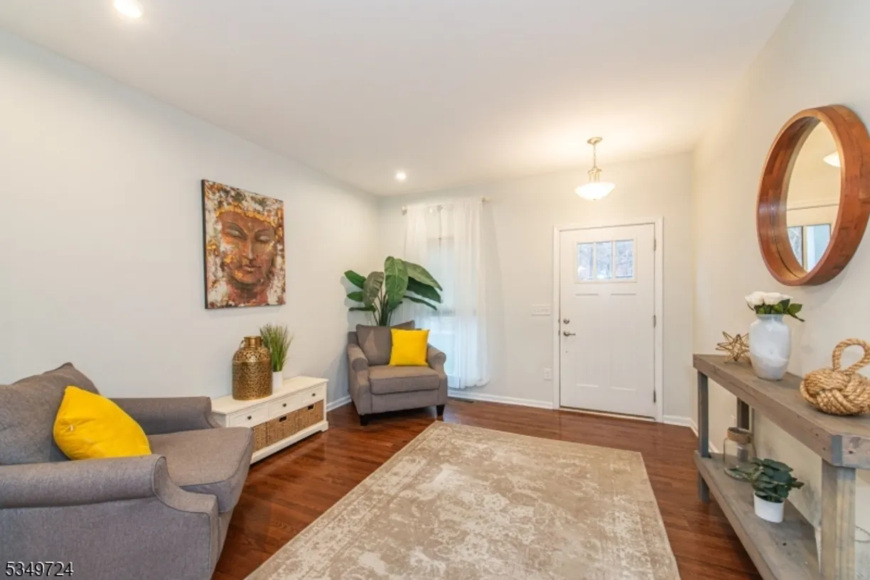 Bergen County Real Estate | View 18 Trailwood Dr | Listing