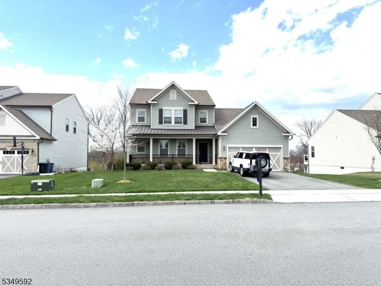 Jersey City/Hoboken Real Estate | View 11 Hilltop Drive | Listing