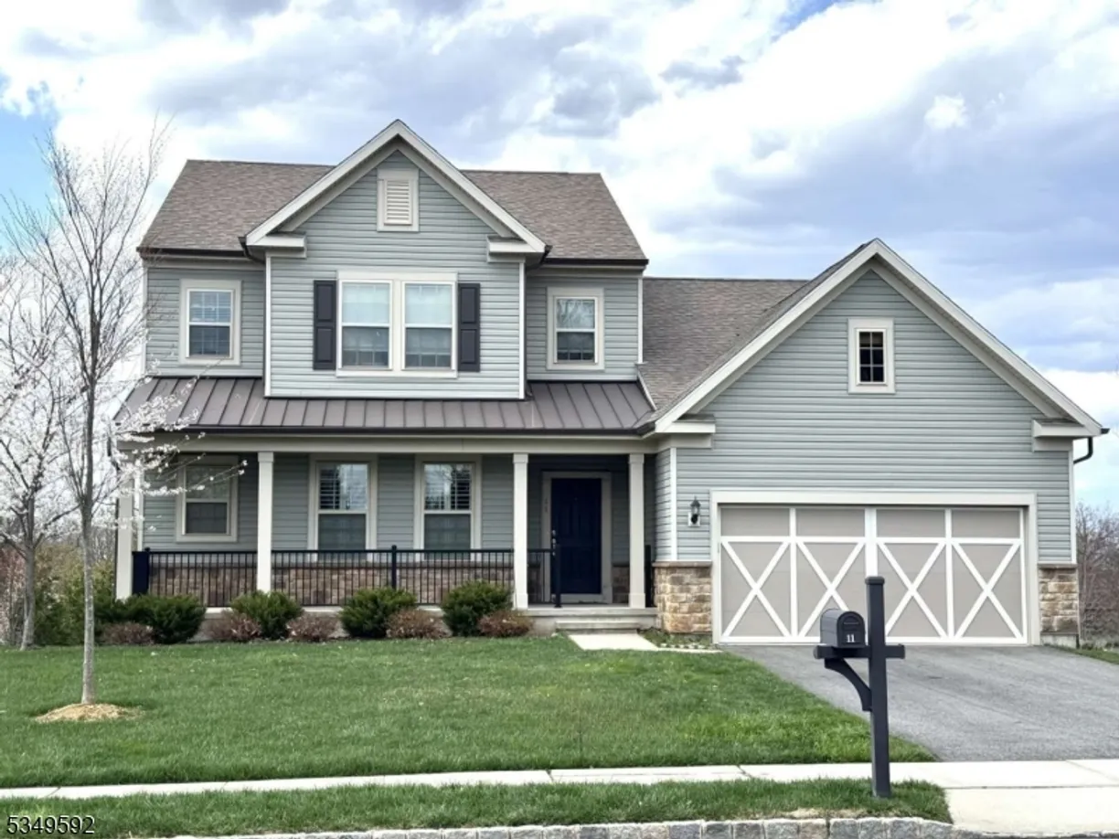 Jersey City/Hoboken Real Estate | View 11 Hilltop Drive | 4 Beds, 3 Baths