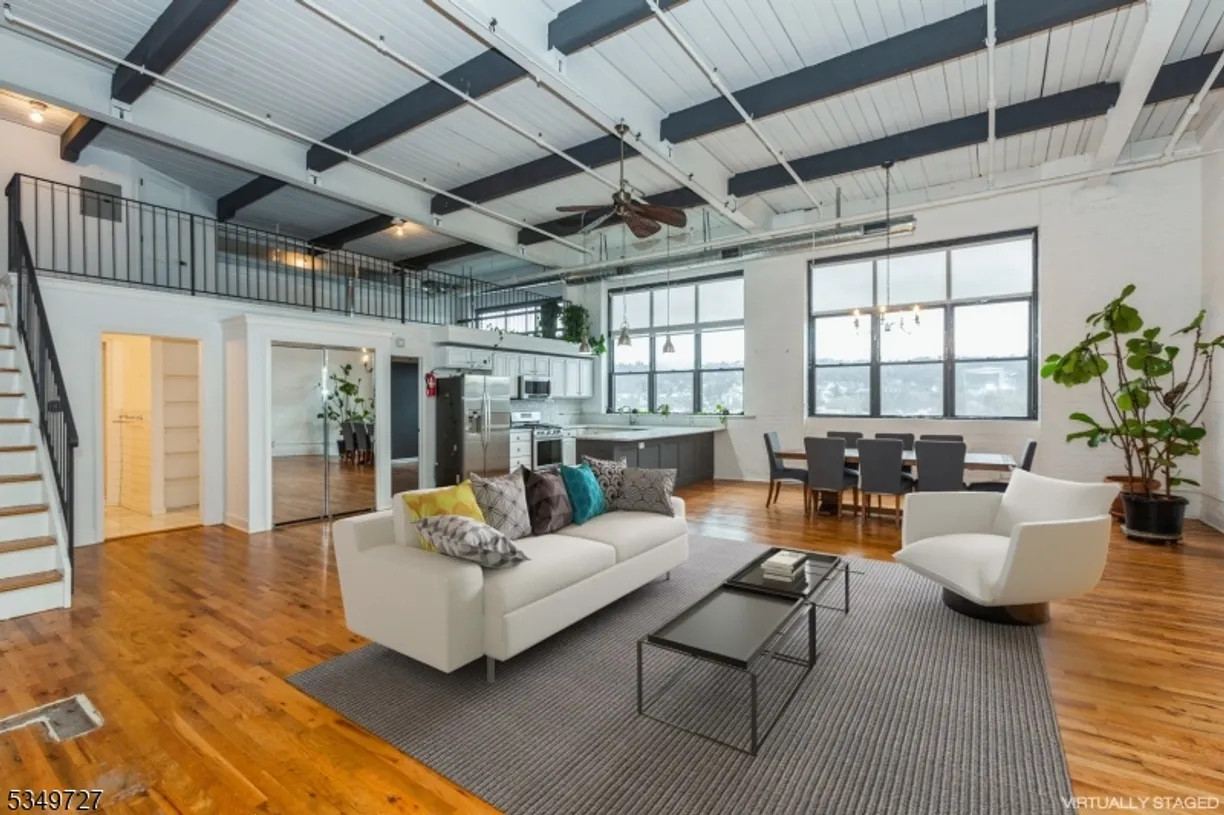 Rockland/Orange/NJ Real Estate | View 350 Scotland Rd, 304 | 2 Beds, 1 Bath