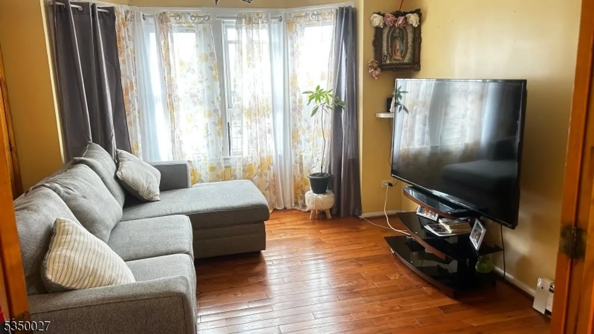 Jersey City/Hoboken Real Estate | View 330 River Dr | Listing