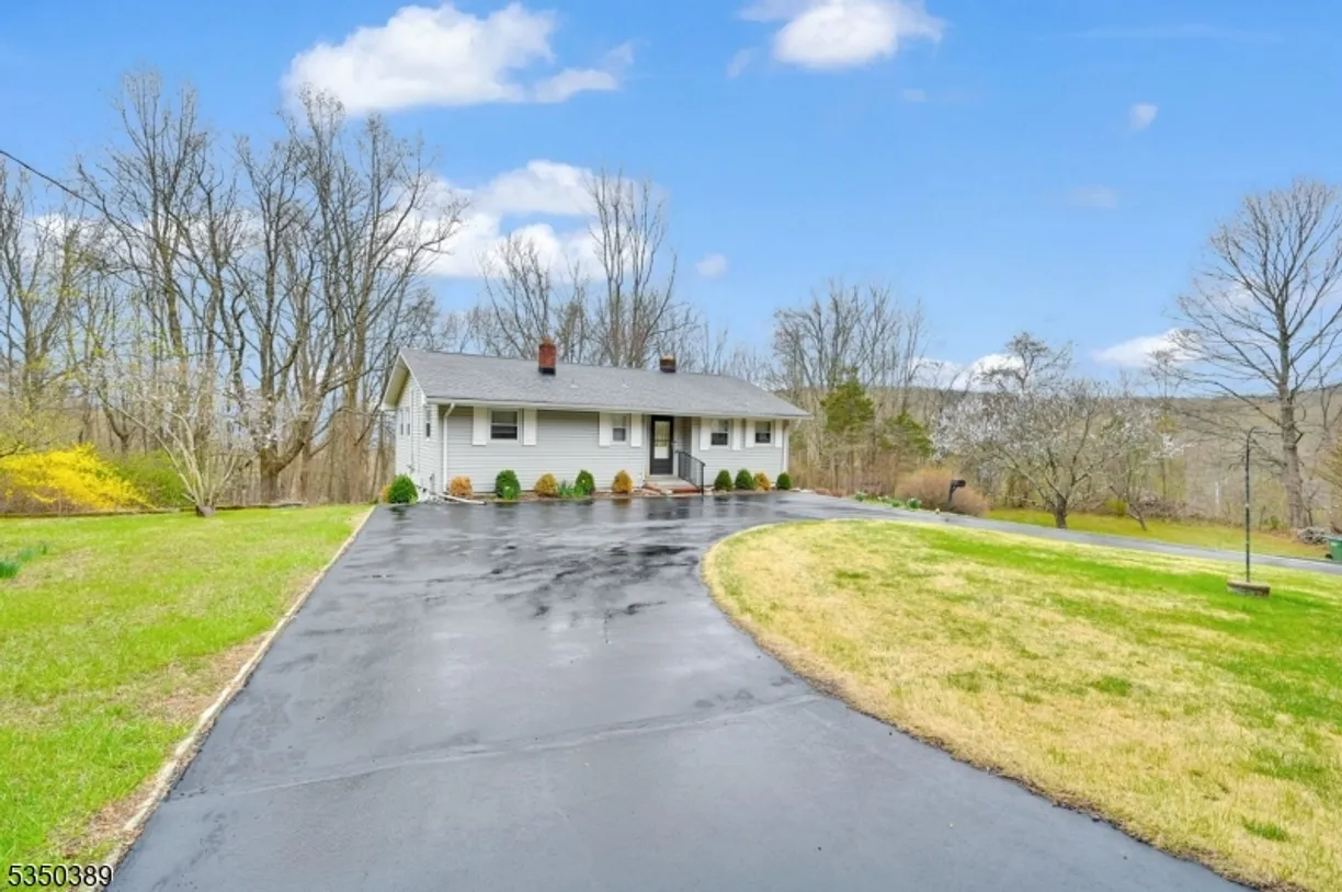 Central NJ/Bucks County, PA Real Estate | View 4 Deer Park Rd | Listing