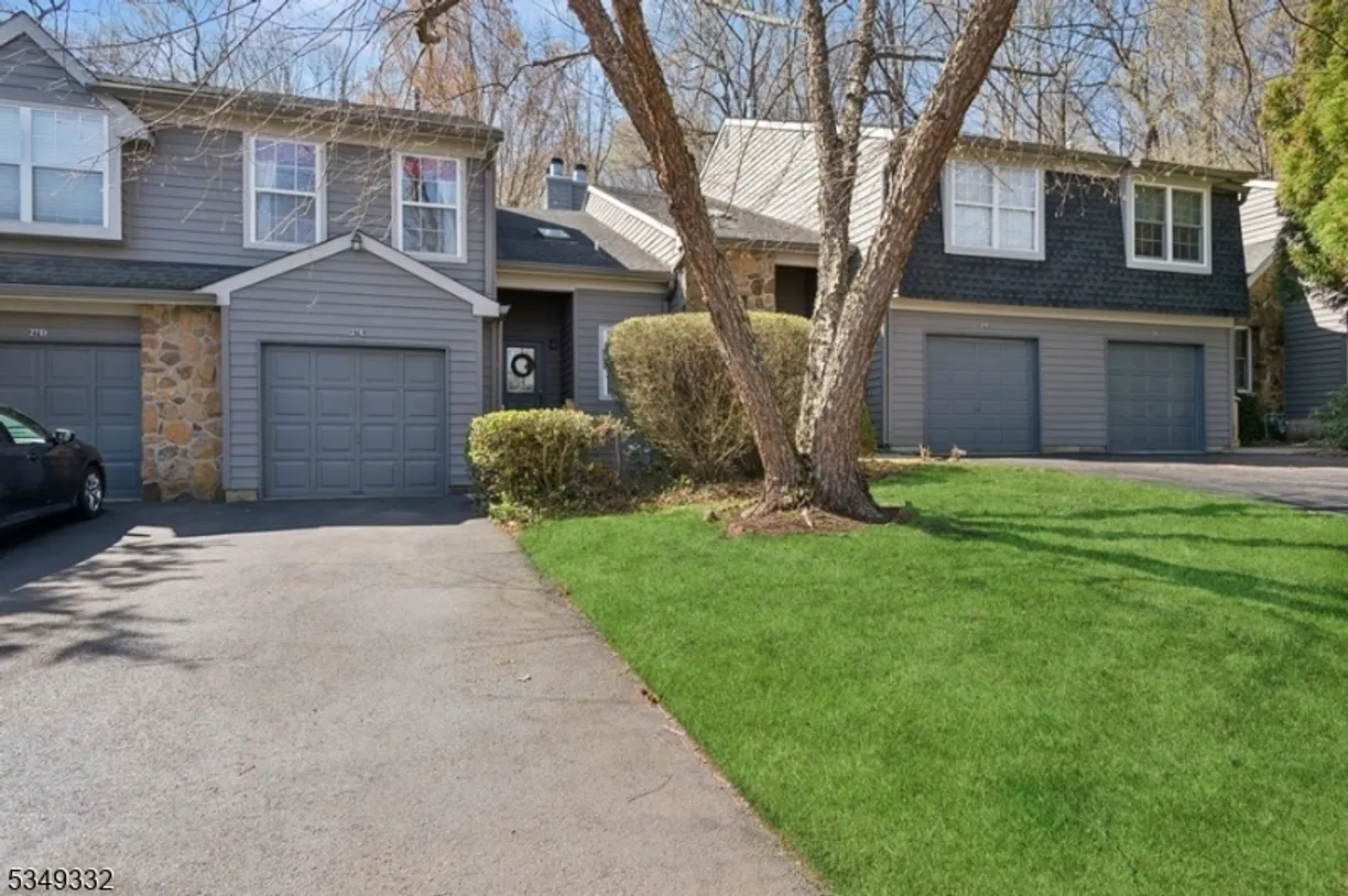 Central NJ/Bucks County, PA Real Estate | View 27 Chicopee Dr | 2 Beds