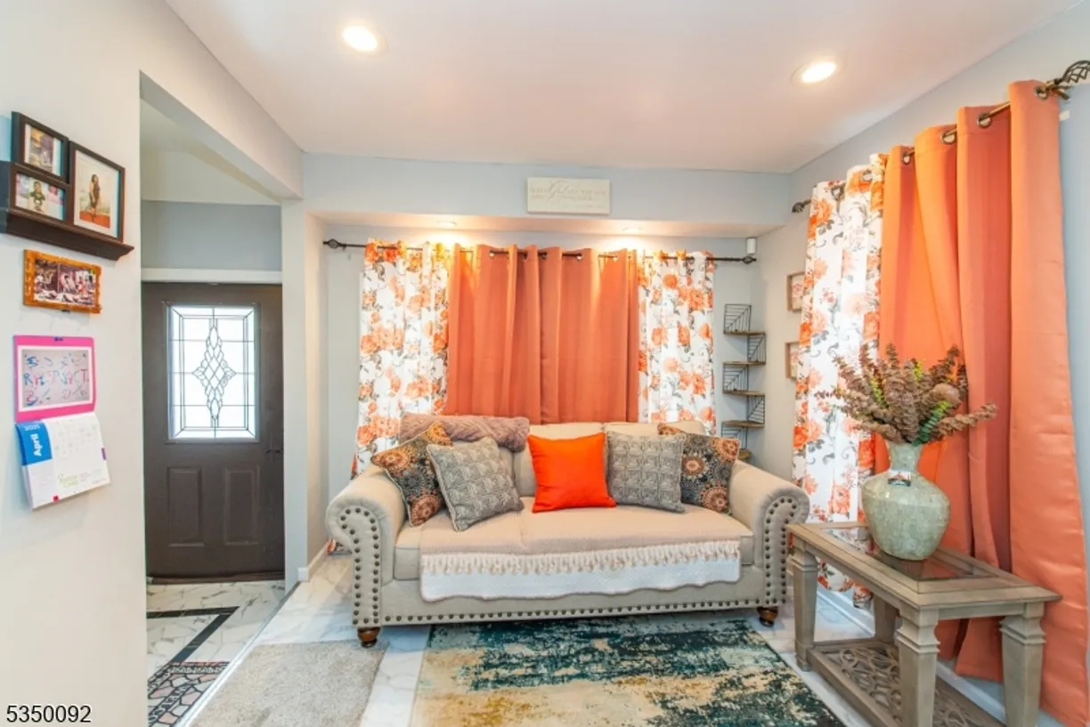 Jersey City/Hoboken Real Estate | View 51 Park Ter | Listing