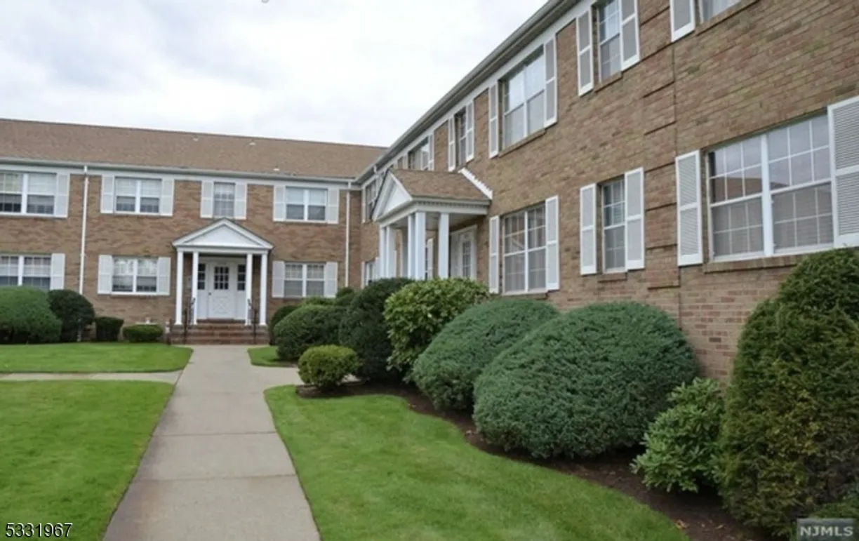 Jersey City/Hoboken Real Estate | View 1371 Van Houten Ave, 1 | 2 Beds, 1 Bath