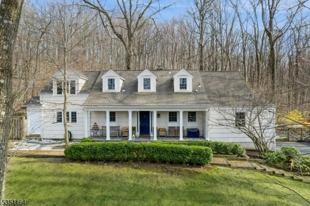 Jersey City/Hoboken Real Estate | View 438 Fox Chase Rd | 5 Beds