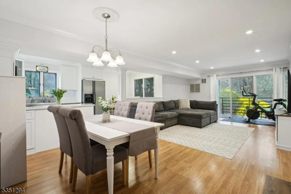 Jersey City/Hoboken Real Estate | View 51 Mt Kemble Ave 212, 212 | 1 Bed