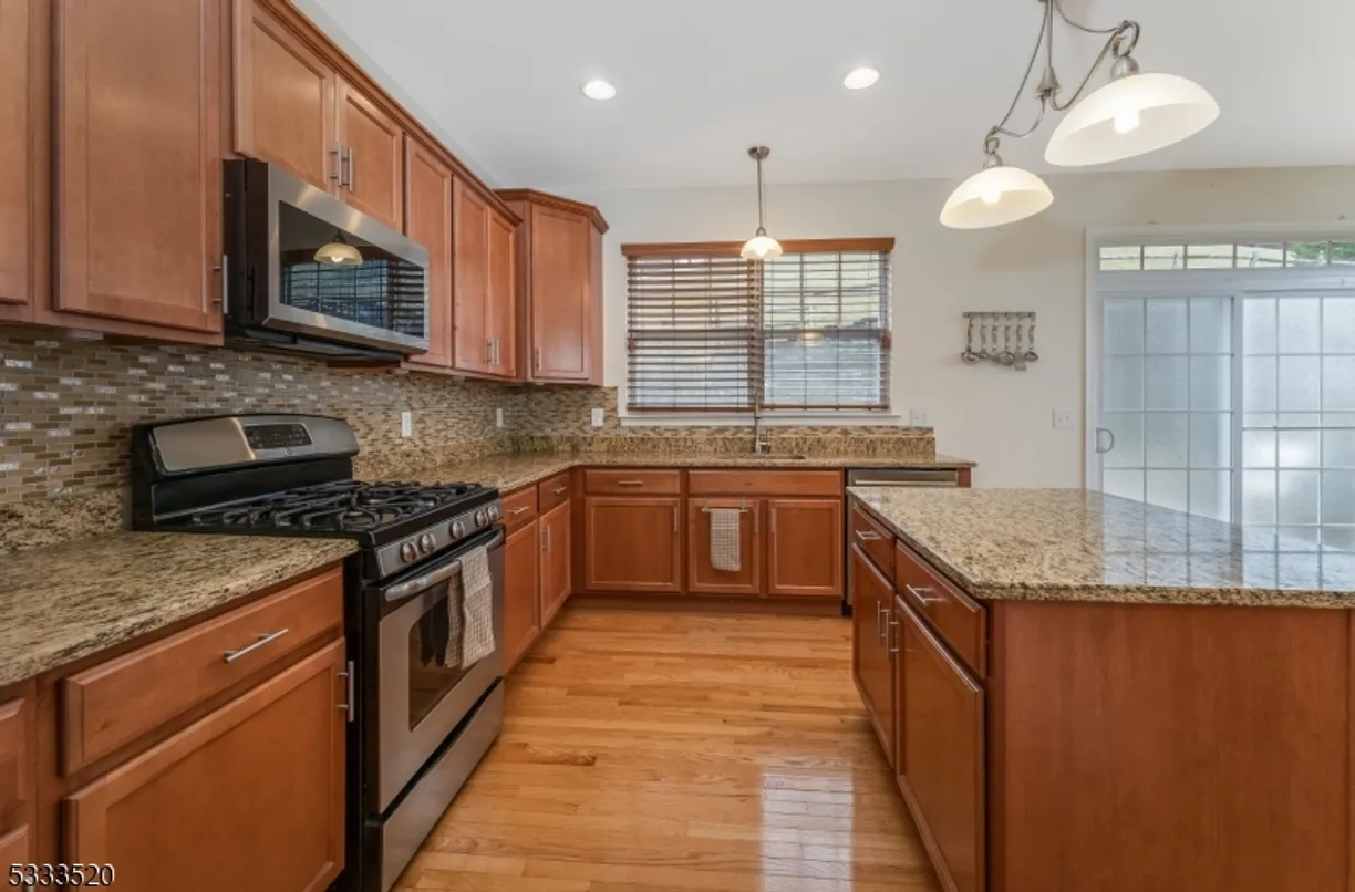 Central NJ/Bucks County, PA Real Estate | View 76 Indigo Rd | Listing