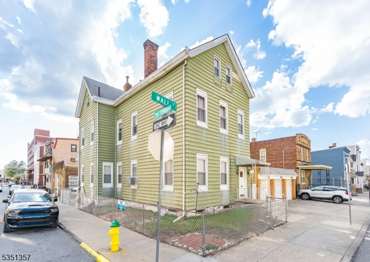 Jersey City/Hoboken Real Estate | View 32 Wall St | Listing