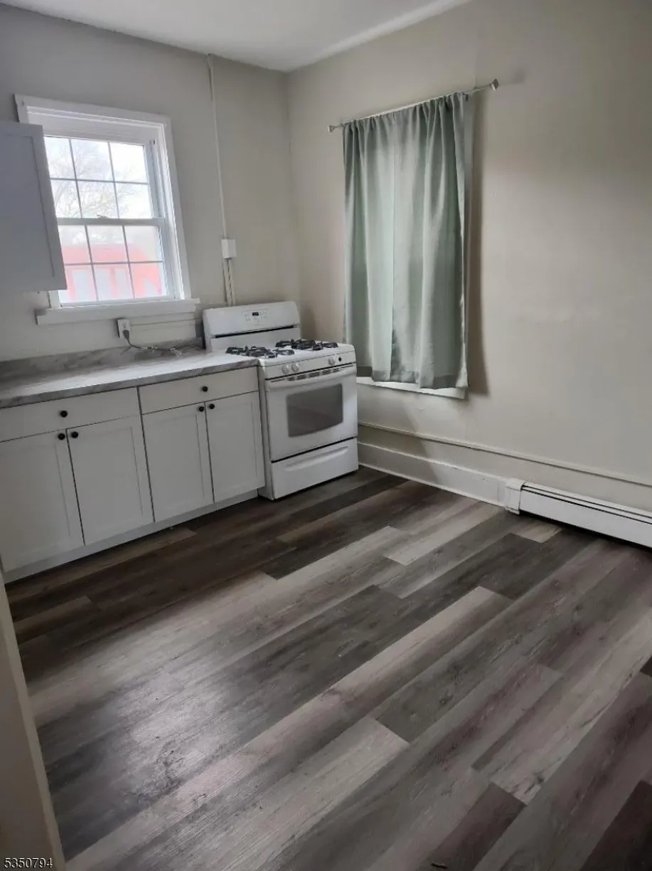 Central NJ/Bucks County, PA Real Estate | View 304 Front St, 7 | Listing