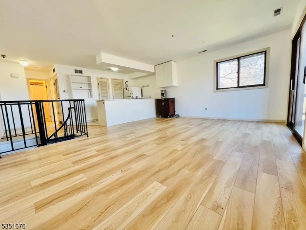 Jersey City/Hoboken Real Estate | View 2 Sunrise Dr, 7 | 2 Beds