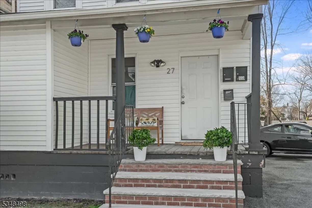 Jersey City/Hoboken Real Estate | View 27 William St | Listing