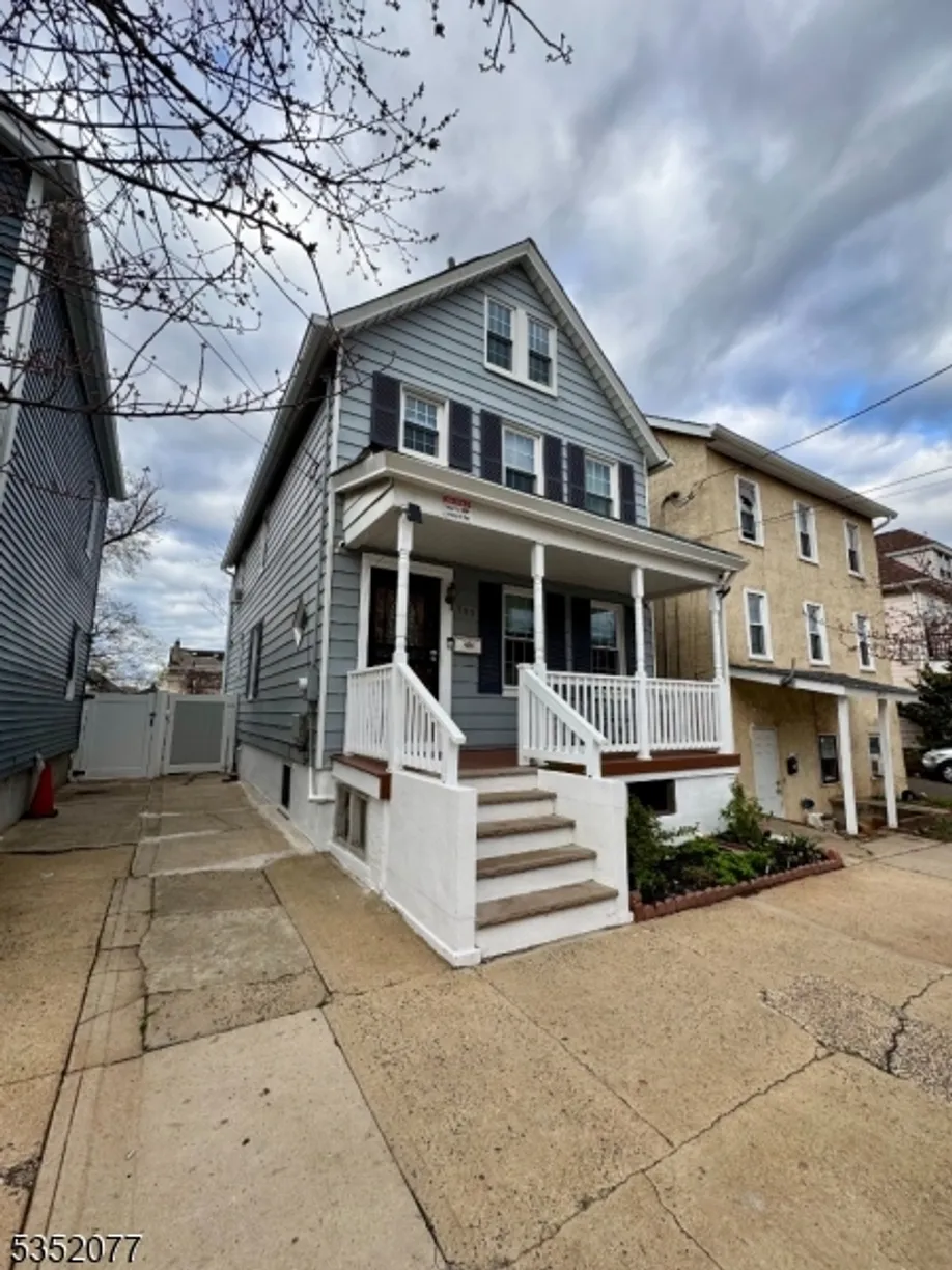 Jersey City/Hoboken Real Estate | View 187 Redmond St | Listing