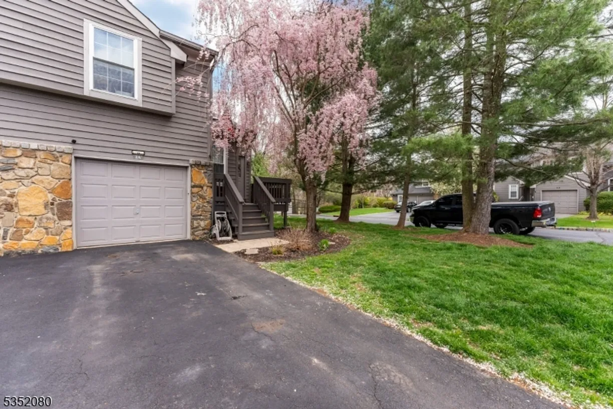 Central NJ/Bucks County, PA Real Estate | View 2 Brookline Court, A | 2 Beds