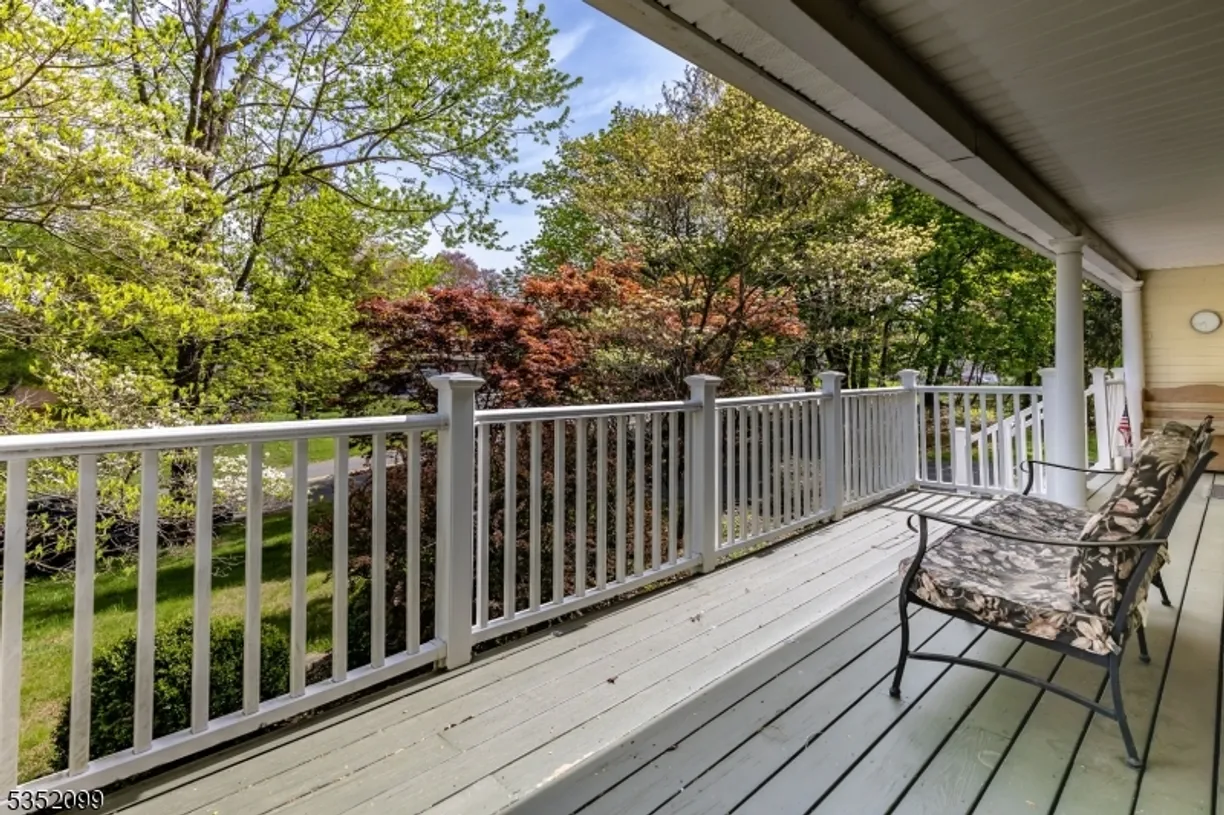 Central NJ/Bucks County, PA Real Estate | View 97 Bennington Pkwy | Listing