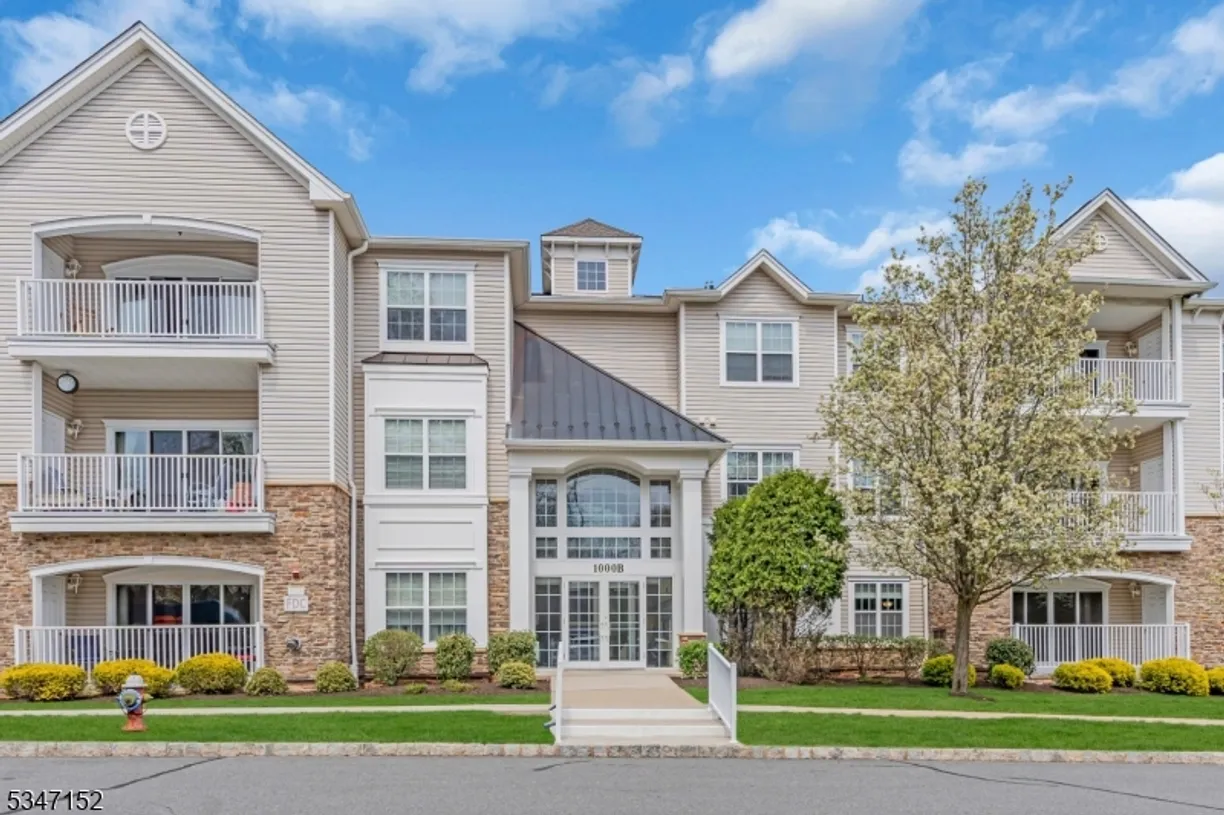 Jersey City/Hoboken Real Estate | View 1110 Conrad Way | 2 Beds, 2 Baths