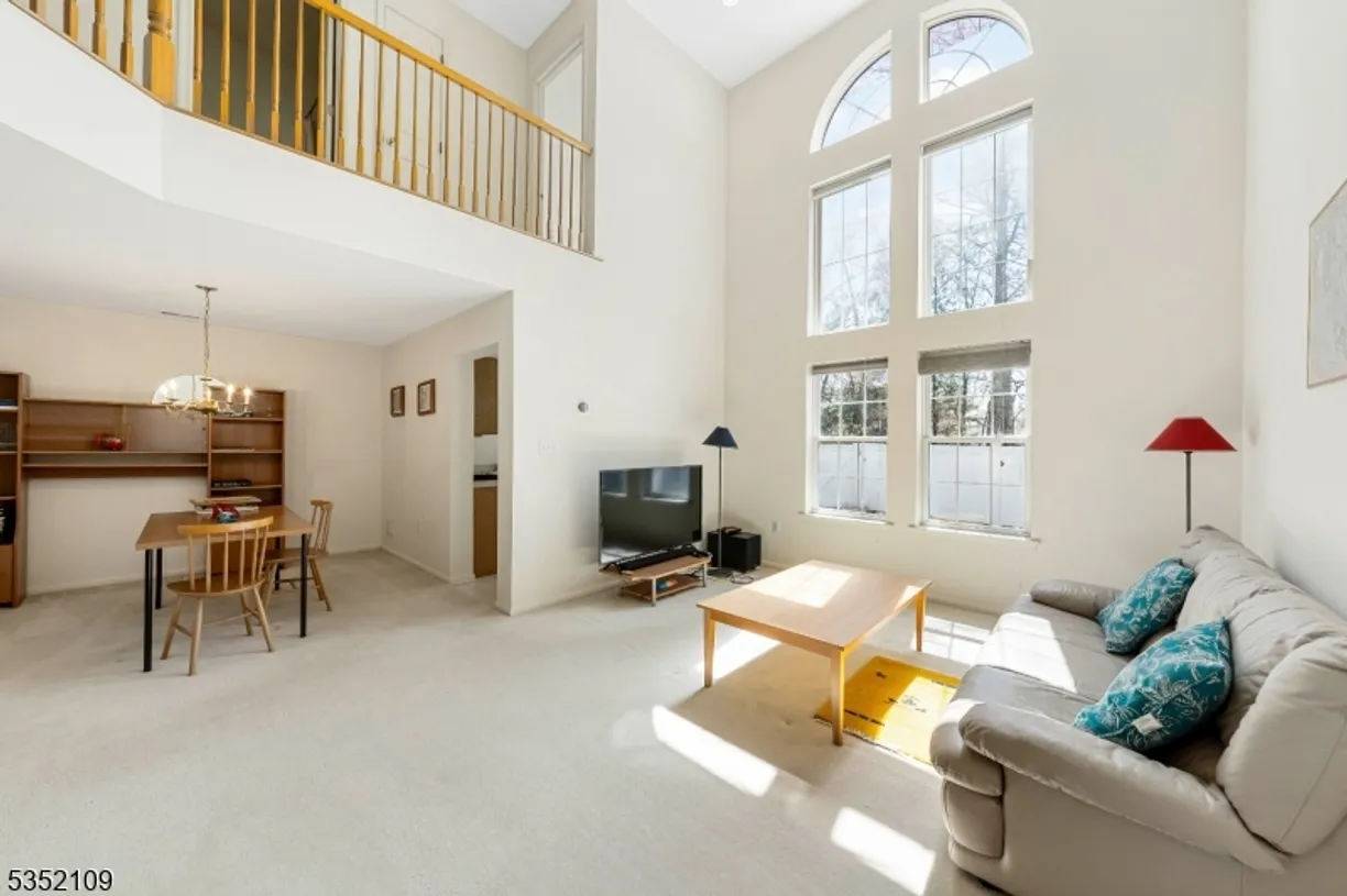 Central NJ/Bucks County, PA Real Estate | View 402 Canterbury Way | Listing