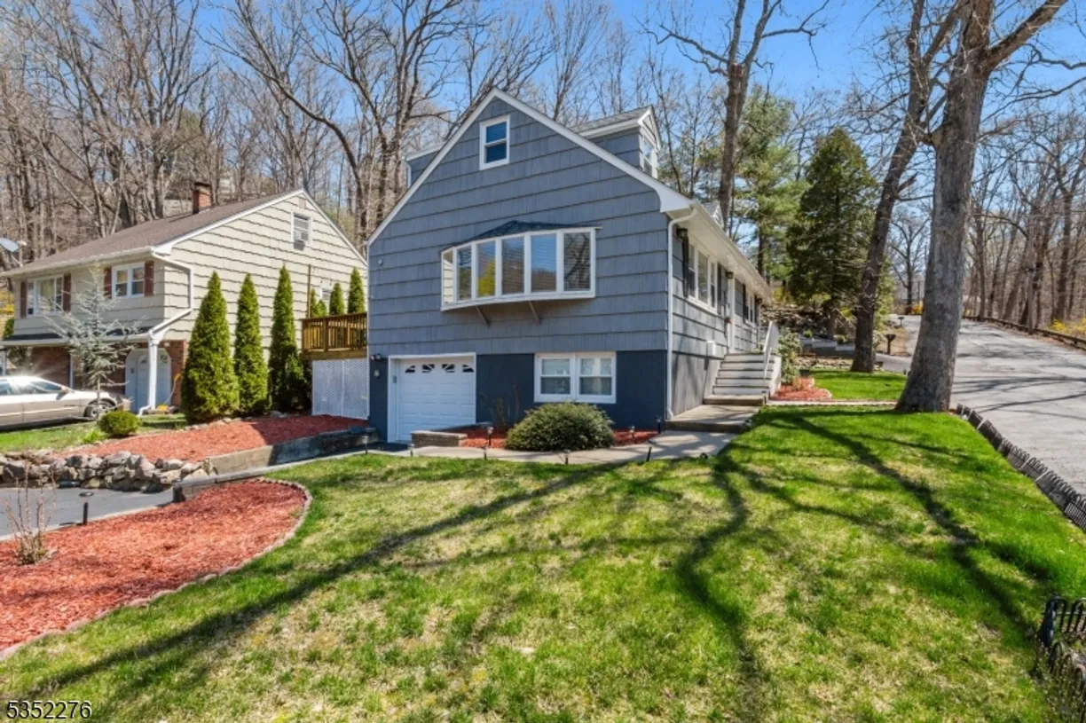 Bergen County Real Estate | View 2 Oakwood Dr | Listing