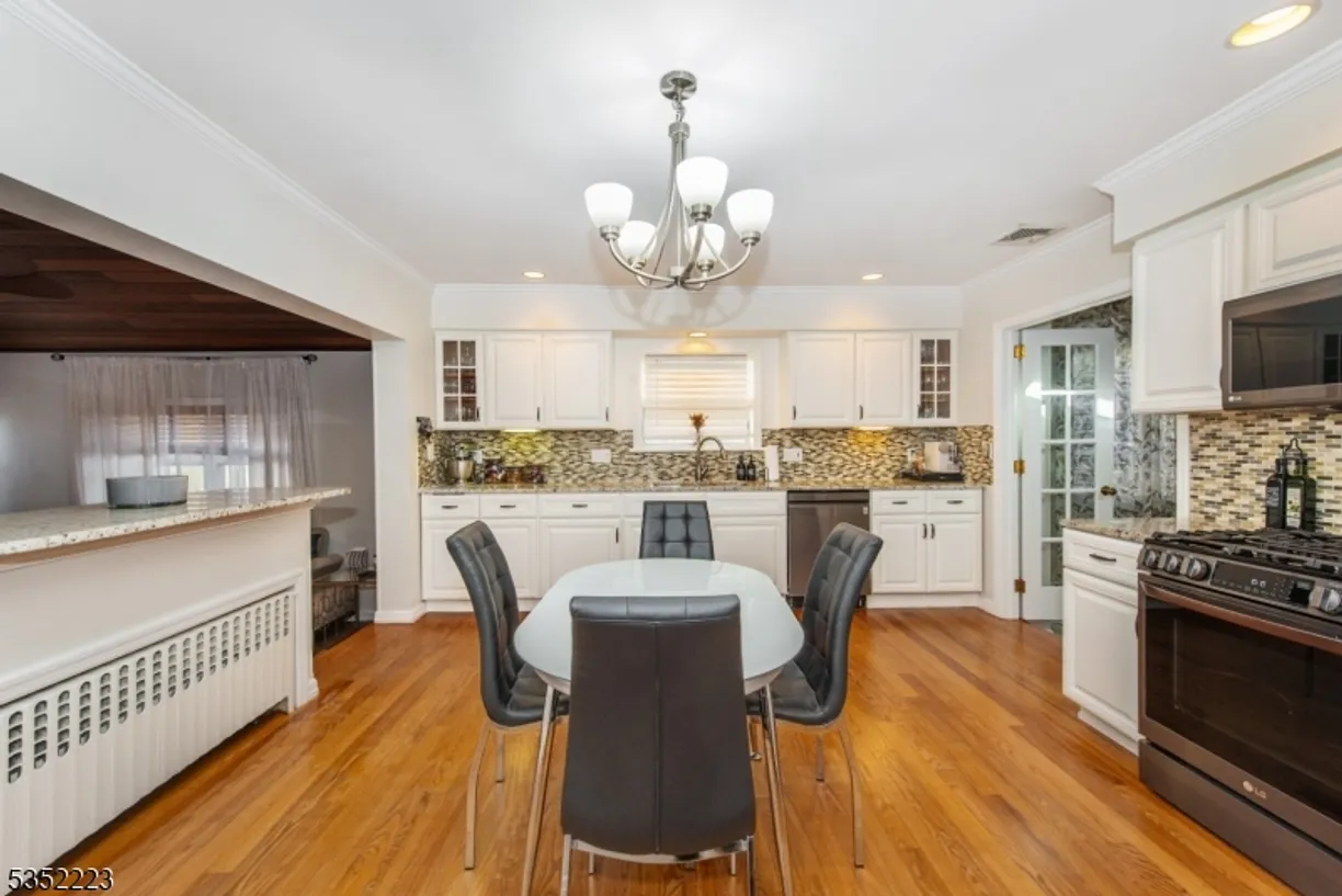 Jersey City/Hoboken Real Estate | View 78 Weinmanns Blvd | Listing