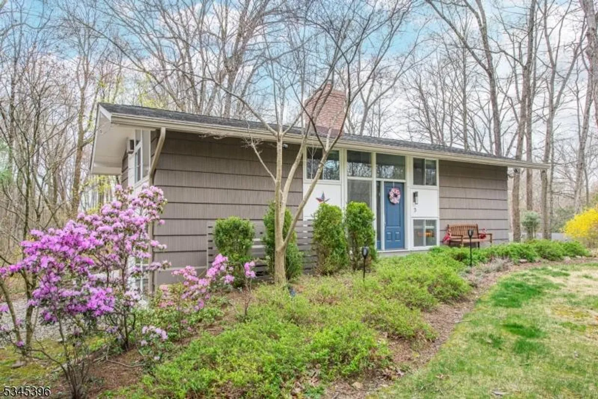 Jersey City/Hoboken Real Estate | View 3 Audubon Dr | Listing