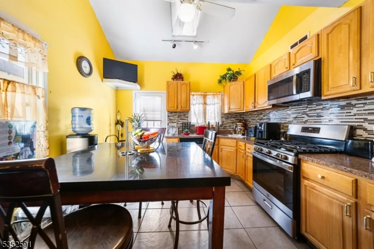 Jersey City/Hoboken Real Estate | View 133 Laurel Ave | Listing