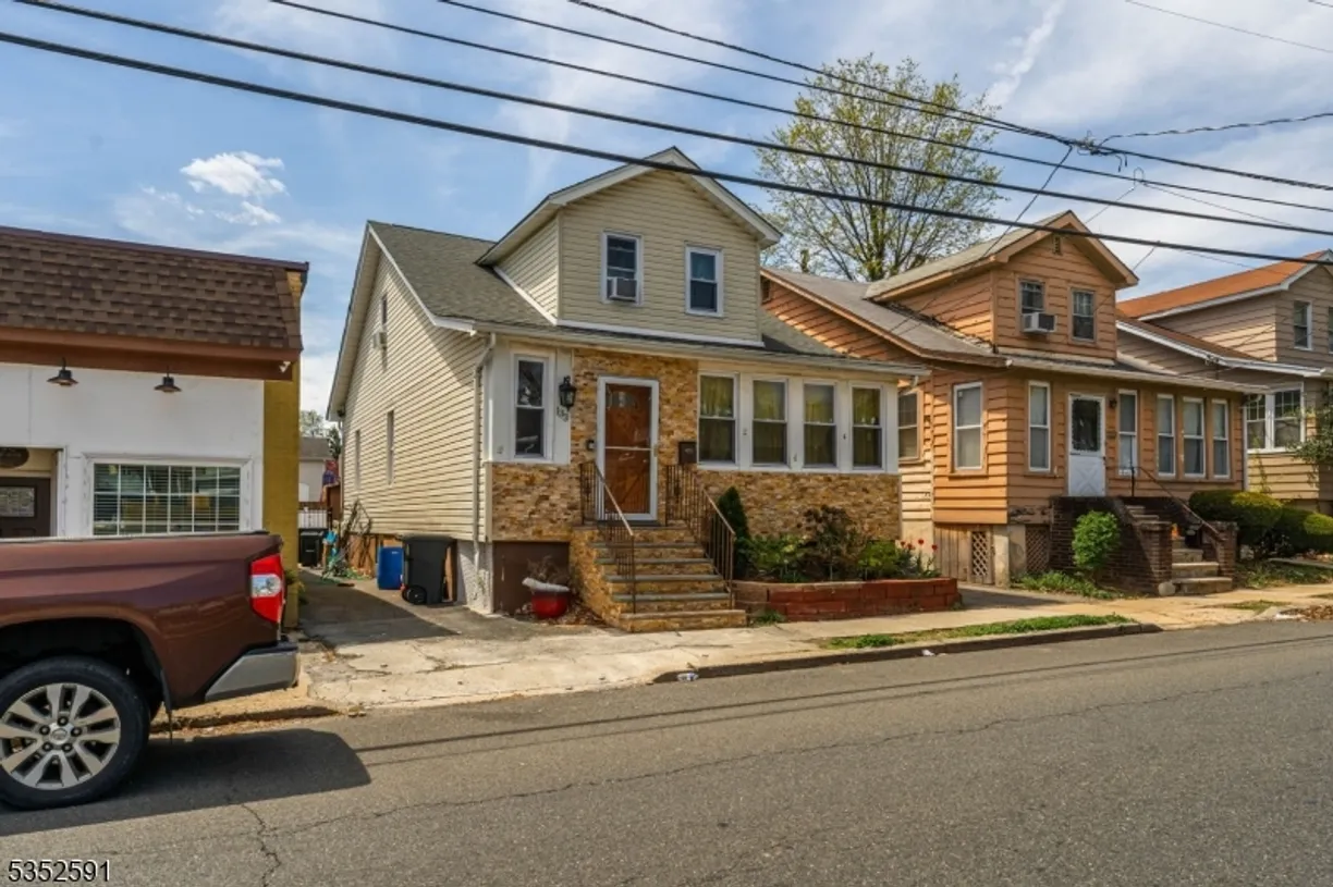 Jersey City/Hoboken Real Estate | View 133 Laurel Ave | Listing