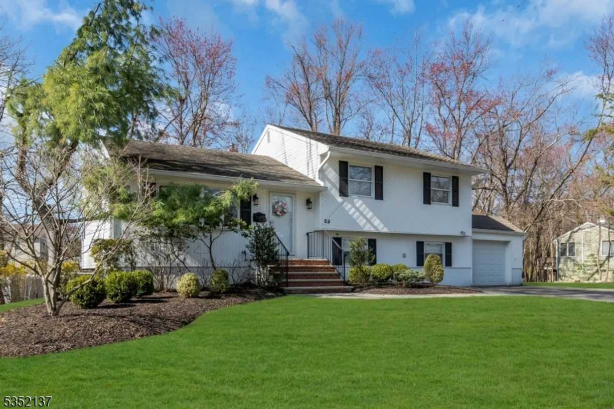 Jersey City/Hoboken Real Estate | View 59 Magnolia Pl | Listing