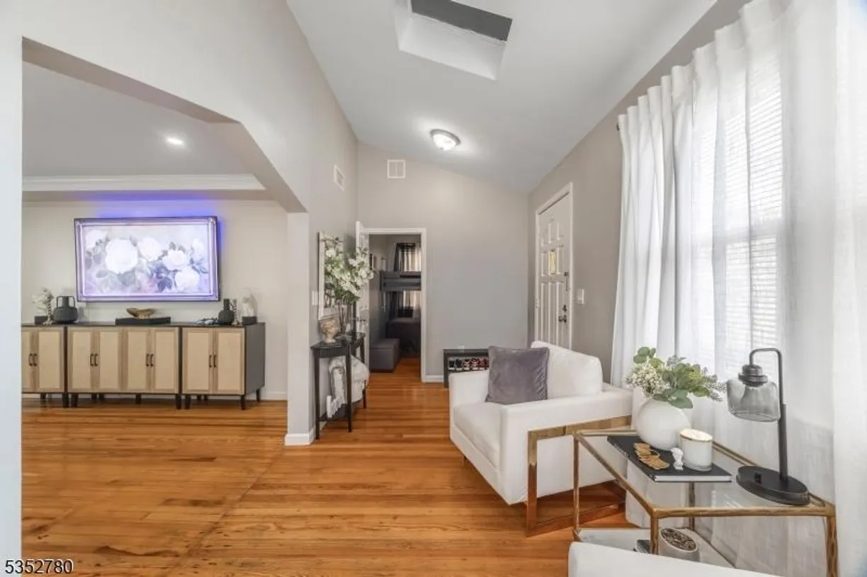 Jersey City/Hoboken Real Estate | View 61 sabina st | Listing