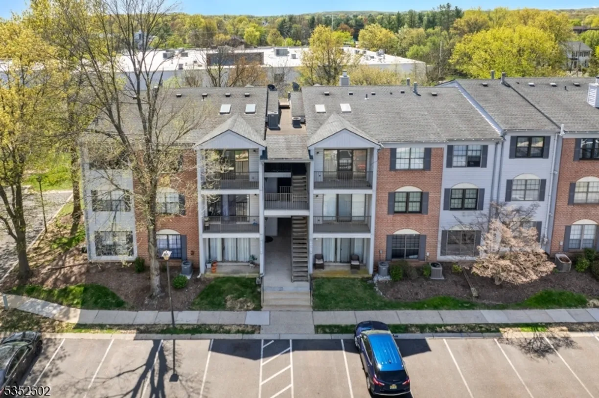 Central NJ/Bucks County, PA Real Estate | View 81 Fisher Dr | Listing