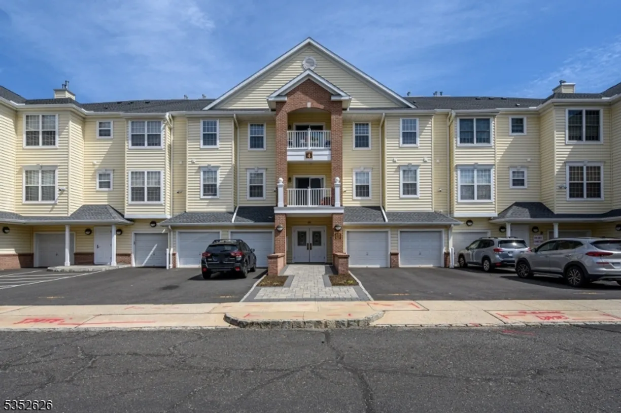 Jersey City/Hoboken Real Estate | View 2103 Avery Ct | 2 Beds, 2 Baths