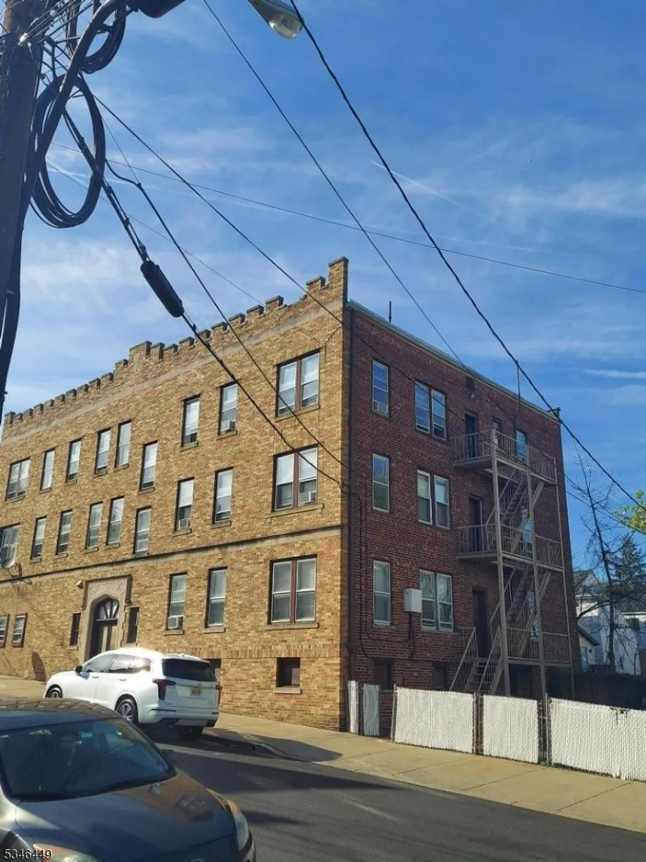 Jersey City/Hoboken Real Estate | View 207 Valley Rd | Listing