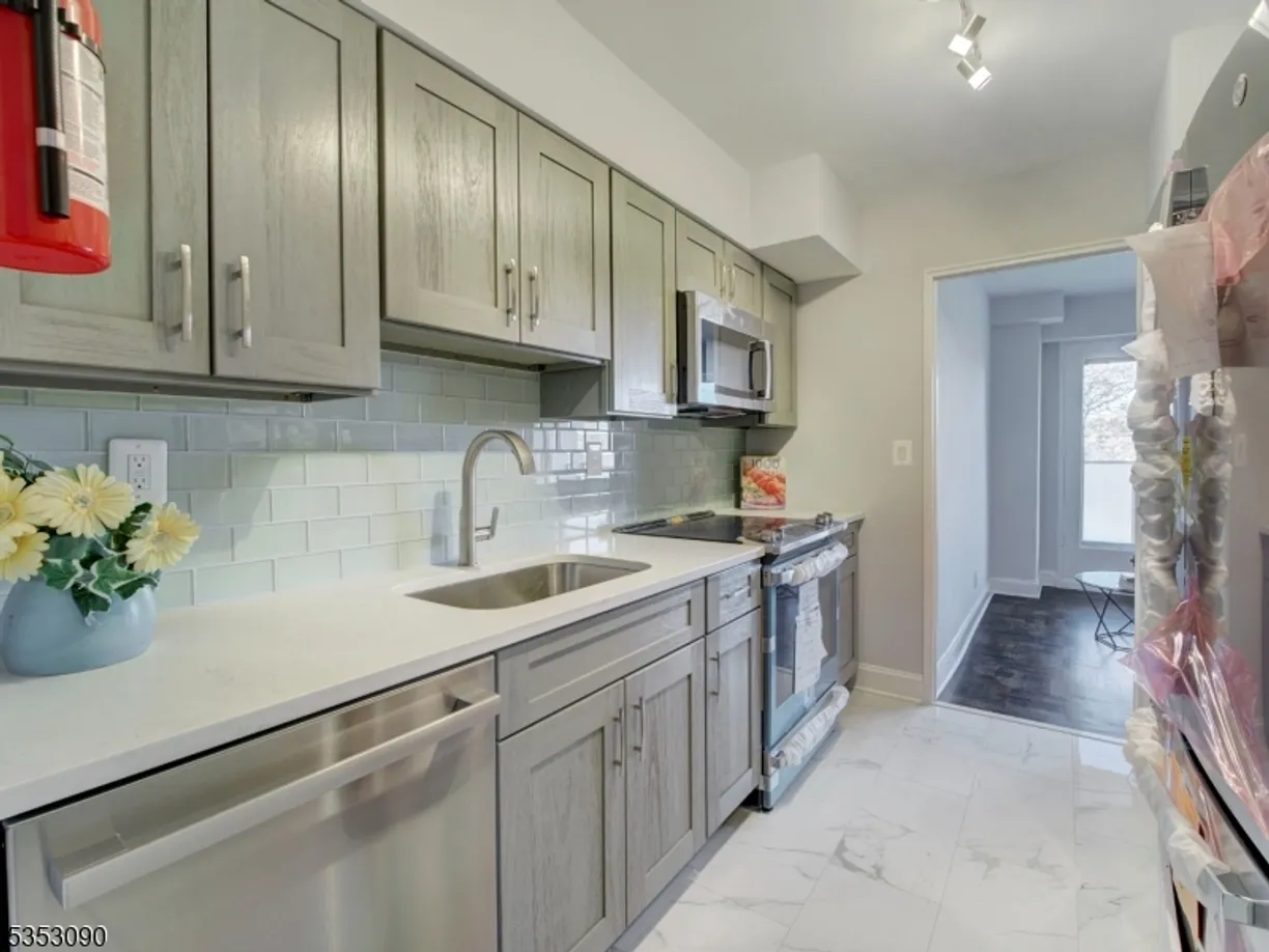 Jersey City/Hoboken Real Estate | View 377 S Harrison Street, 5H | 2 Beds