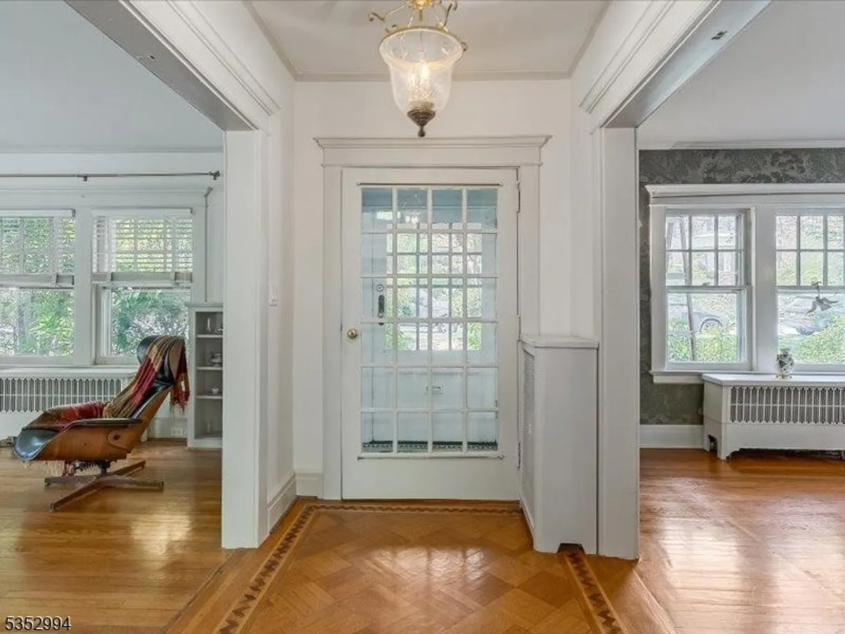 Jersey City/Hoboken Real Estate | View 153 N Mountain Ave | Listing