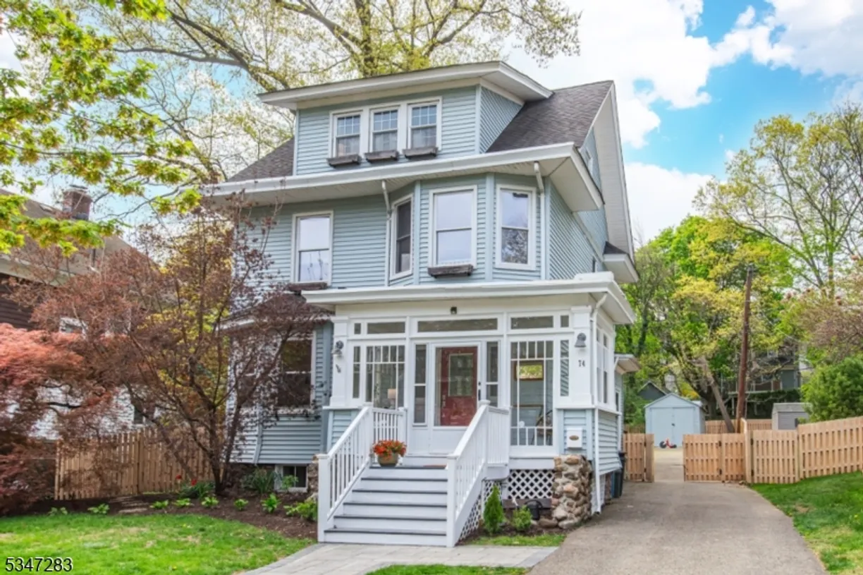 Jersey City/Hoboken Real Estate | View 74 Essex Ave | 4 Beds, 2 Baths