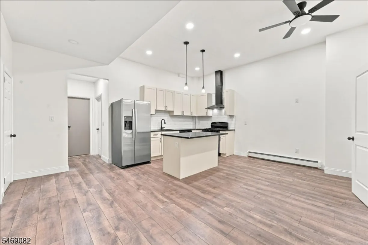 55 N 7Th St #1A, Newark City, NJ 07107 Property for rent