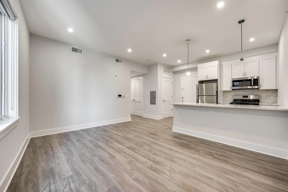 Jersey City/Hoboken Real Estate | View 658 GRAND ST, 404 | 1 Bed, 1 Bath