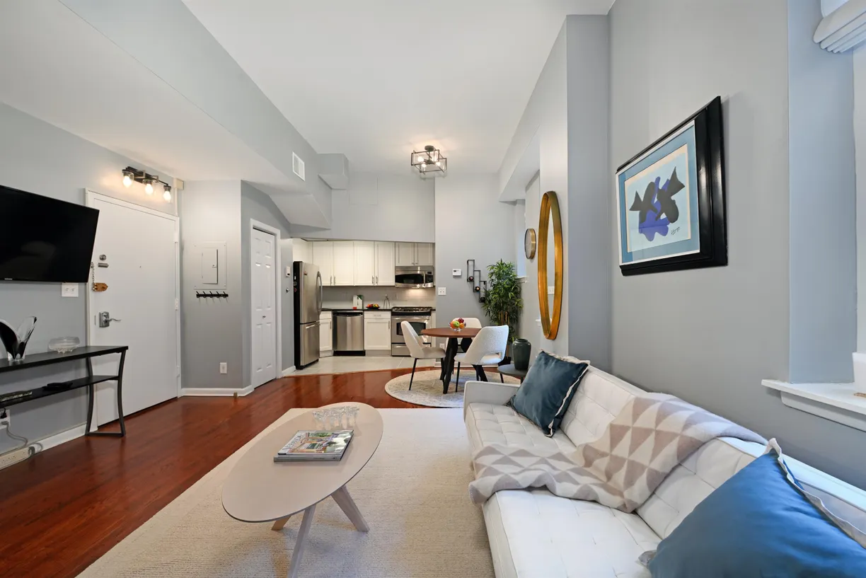 Jersey City/Hoboken Real Estate | View 186 WAYNE ST, 221D | 1 Bed, 1 Bath