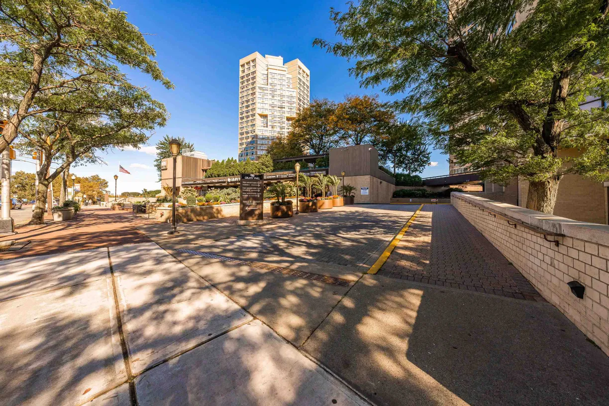 Jersey City/Hoboken Real Estate | View 7002 BLVD EAST, 22A | Listing