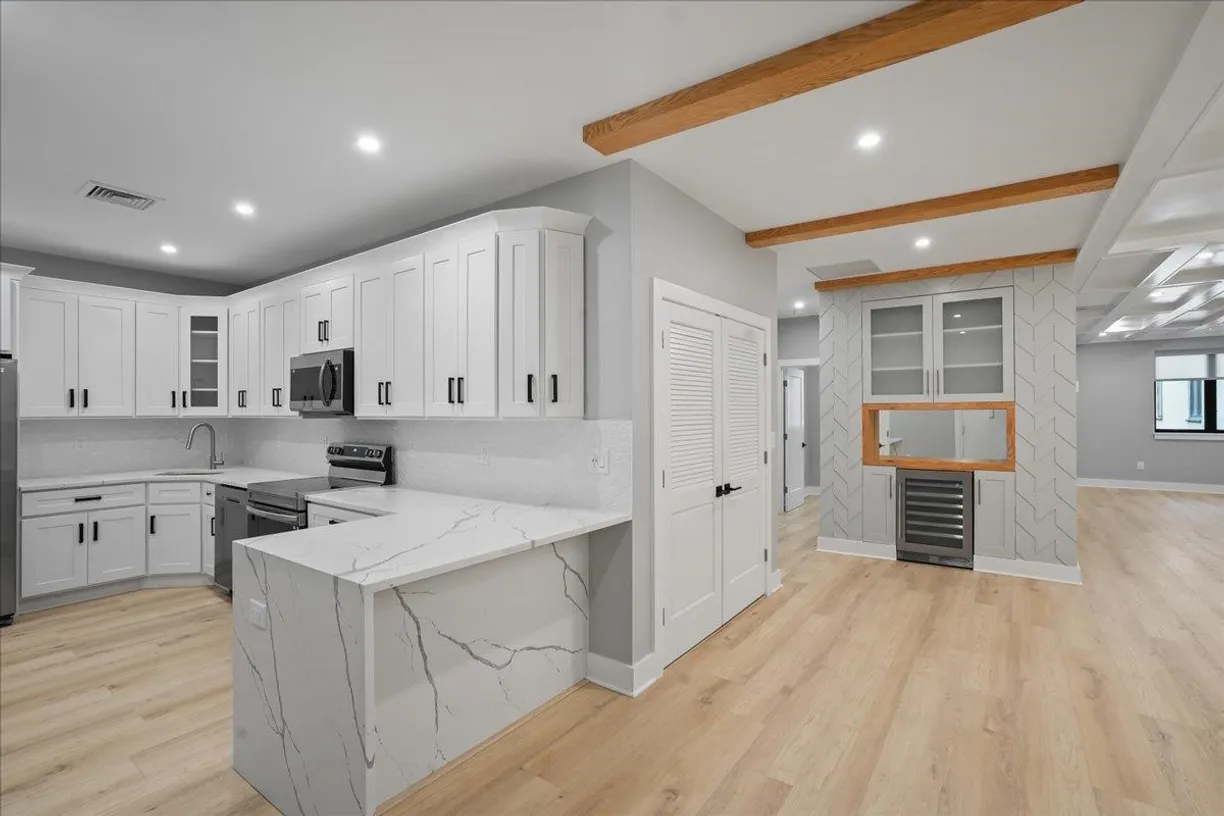 Jersey City/Hoboken Real Estate | View 75 LIBERTY AVE, D#9 | 2 Beds, 2 Baths