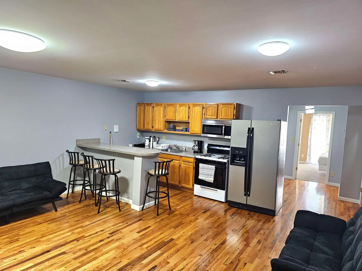 Jersey City/Hoboken Real Estate | View 4413 PARK AVE, 2L | Listing