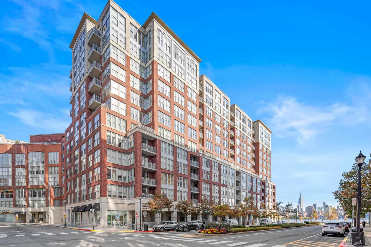 Jersey City/Hoboken Real Estate | View 1125 MAXWELL LANE, 1228 | 2 Beds, 2 Baths