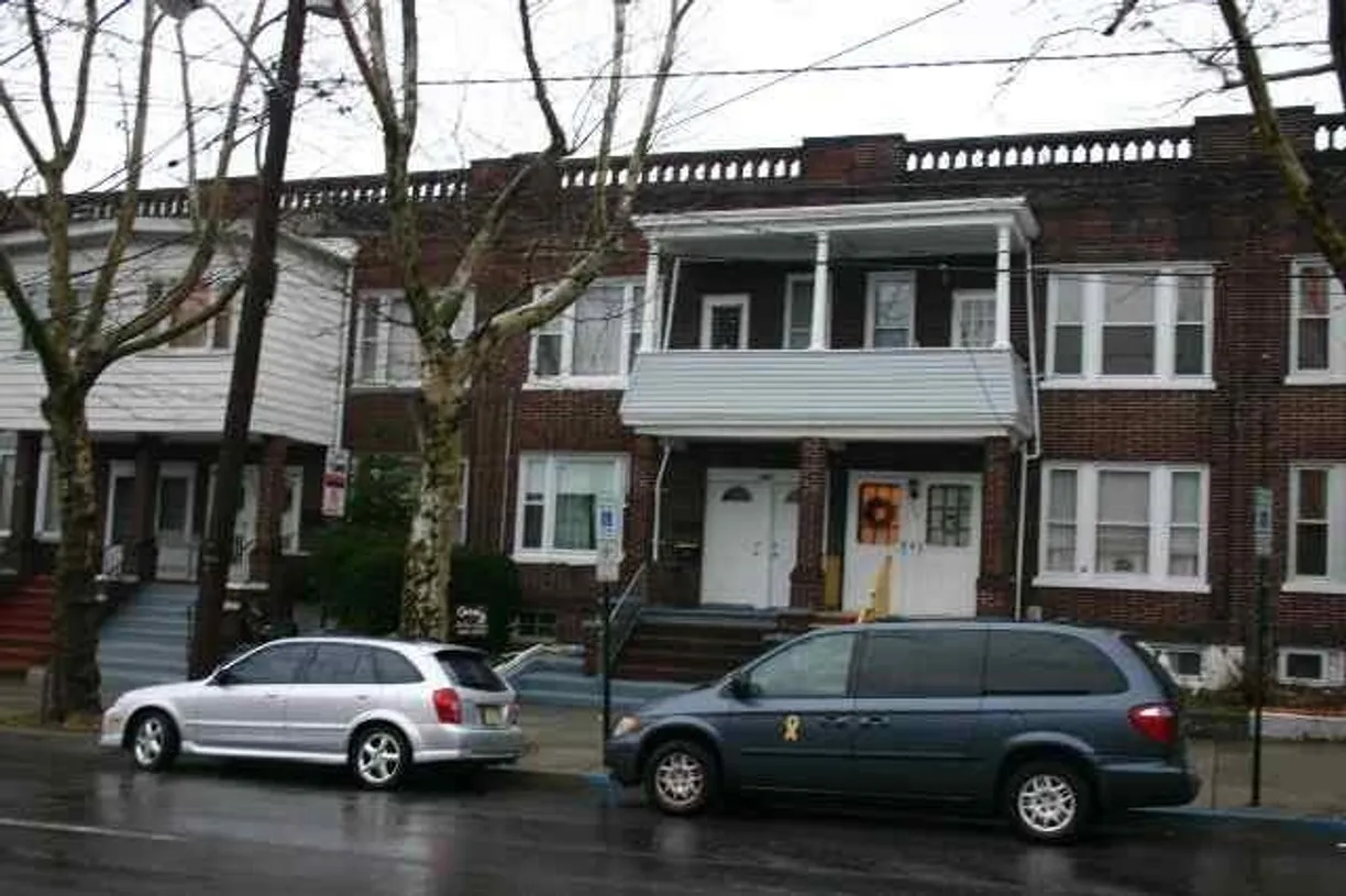 Jersey City/Hoboken Real Estate | View 1264 KENNEDY BLVD | 5 Beds, 2 Baths