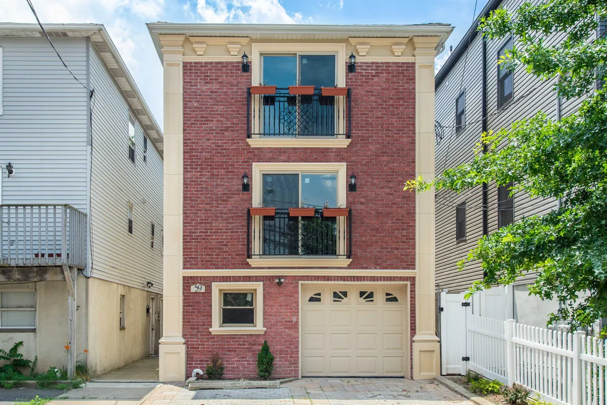 Jersey City/Hoboken Real Estate | View 59B BLEECKER ST, B | Listing
