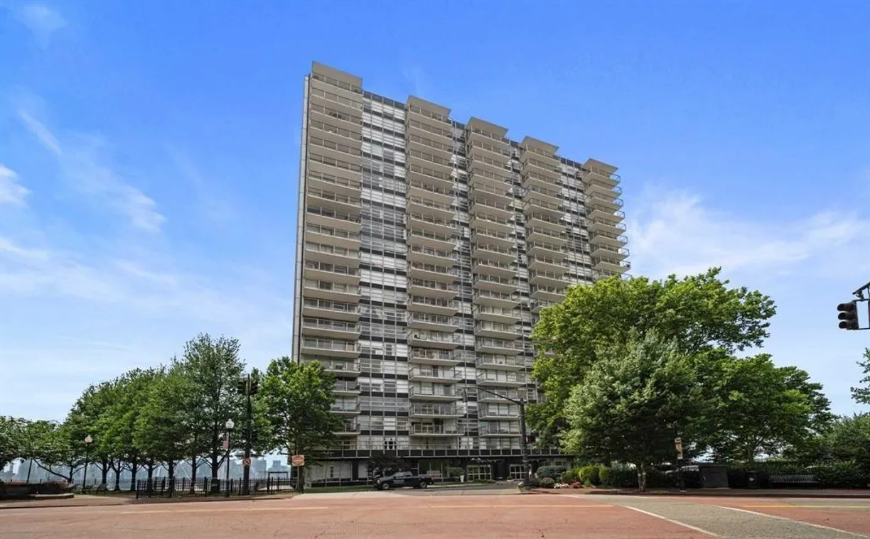 Jersey City/Hoboken Real Estate | View 6050 BLVD EAST | Listing