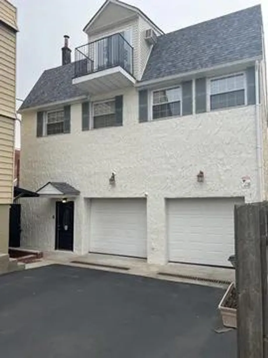 Jersey City/Hoboken Real Estate | View 121 77TH ST, House | 3 Beds, 2 Baths