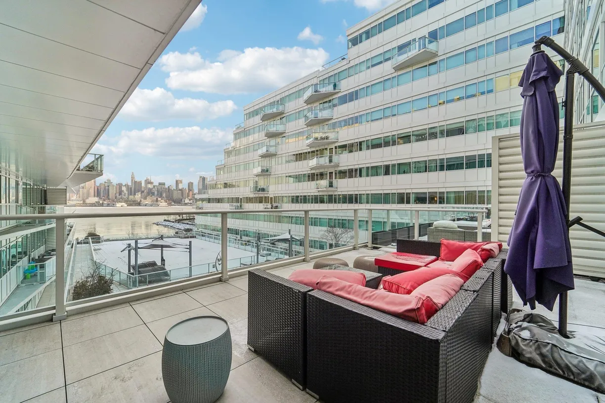 Jersey City/Hoboken Real Estate | View 800 AVENUE AT PORT IMPERIAL, 509 | 1 Bed, 1 Bath