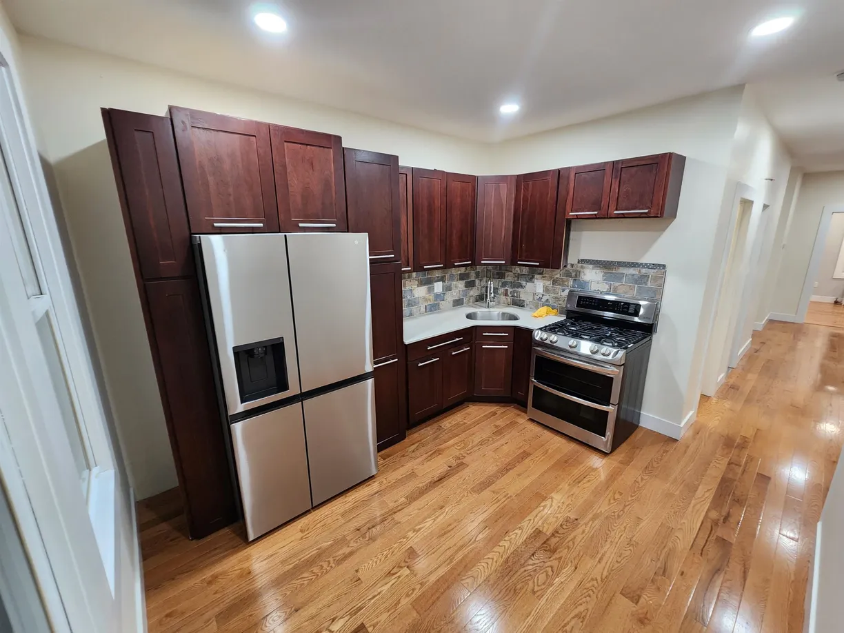 Jersey City/Hoboken Real Estate | View 203 CUSTER AVE | 2 Beds, 1 Bath