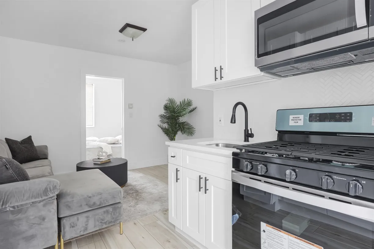 Jersey City/Hoboken Real Estate | View 301 3RD ST, 1 | 1 Bed, 1 Bath